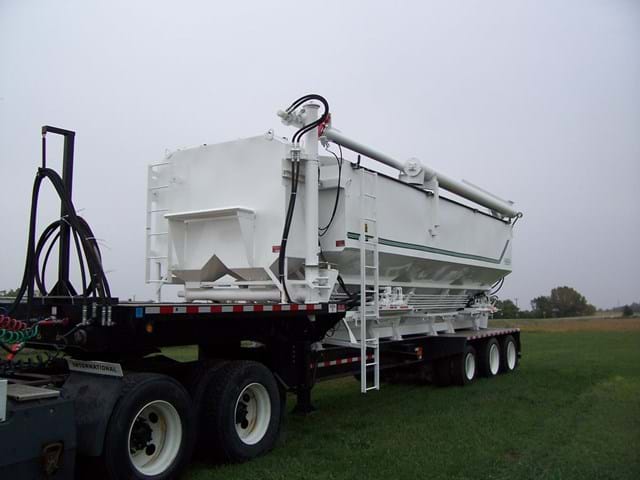 BFT8024STA Truck Mounted Top Auger